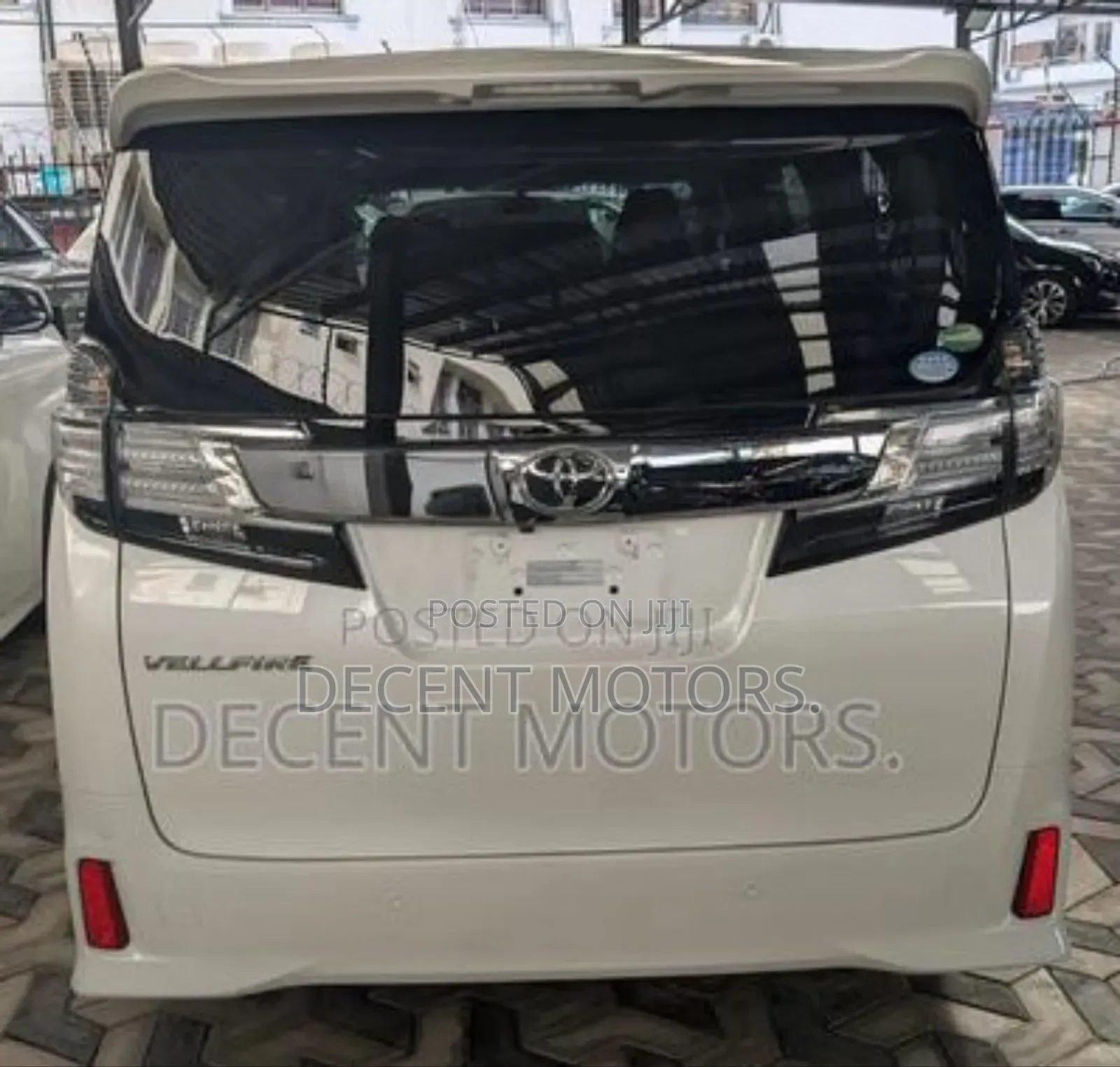 Toyota Vellfire 2018 White