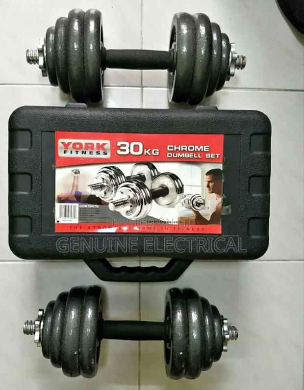 Brand New 30kg Chrome Dumbell Set