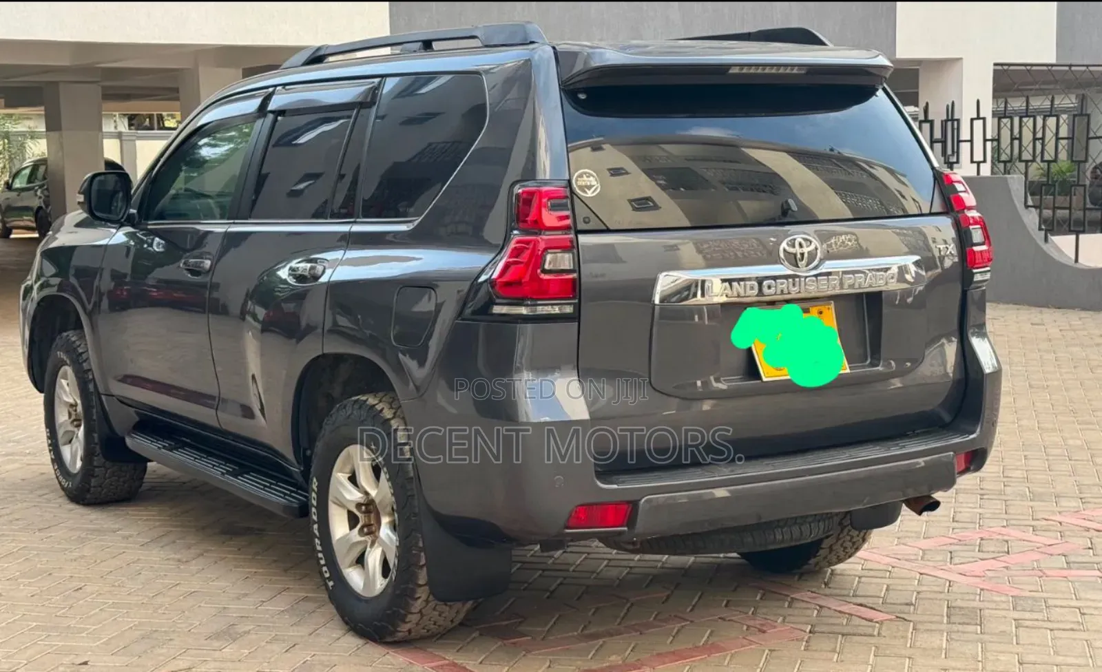 Toyota Land Cruiser Prado 2.7 i 2012 Gray