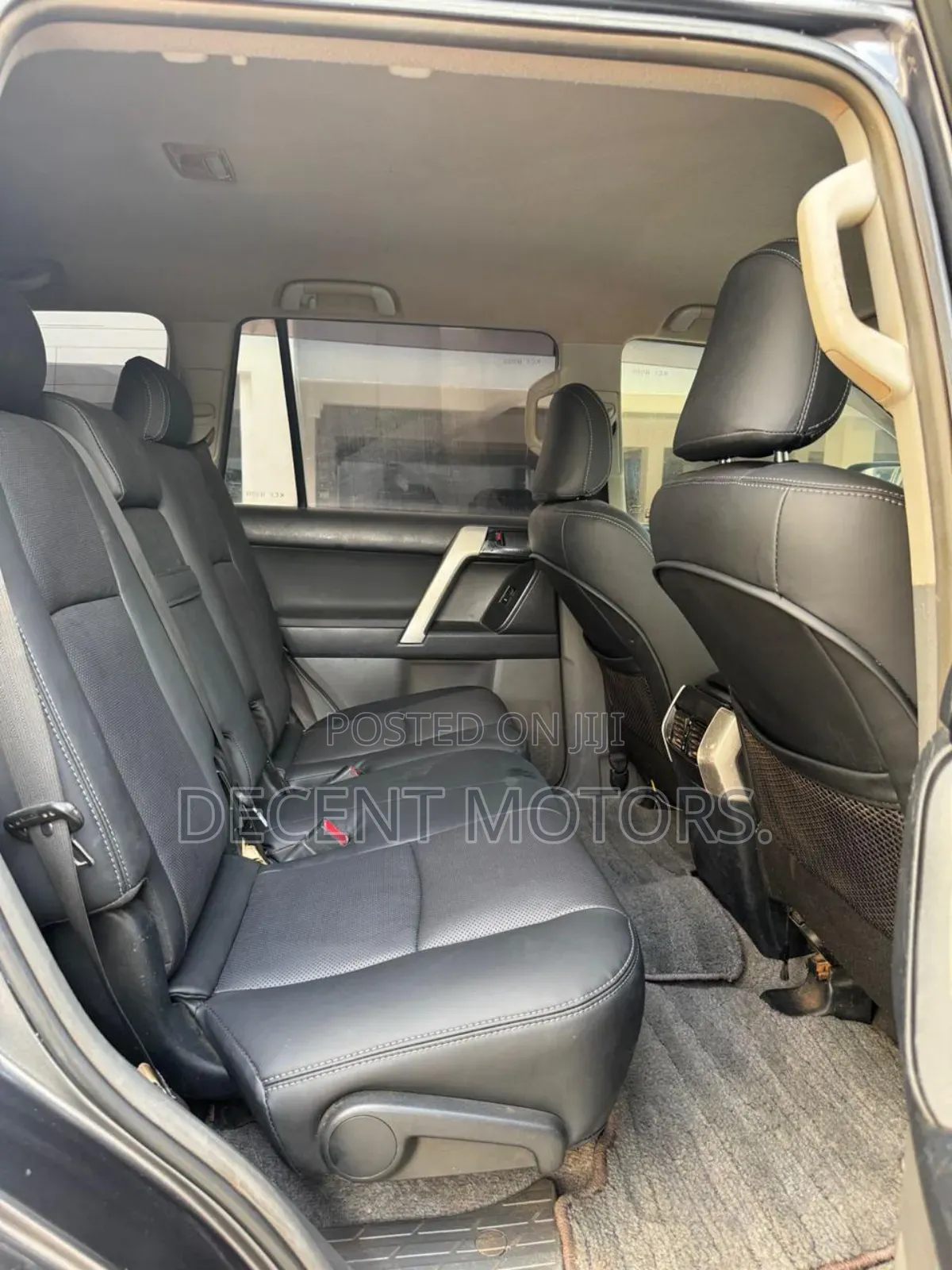 Toyota Land Cruiser Prado 2.7 i 2012 Gray
