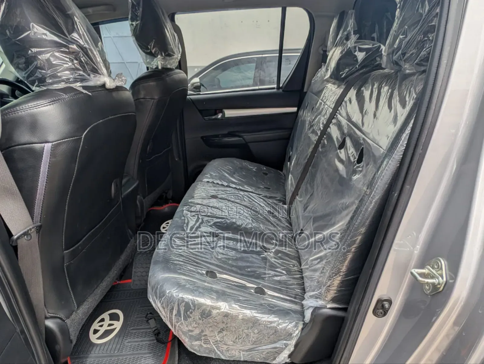 Toyota Hilux 2018 Silver