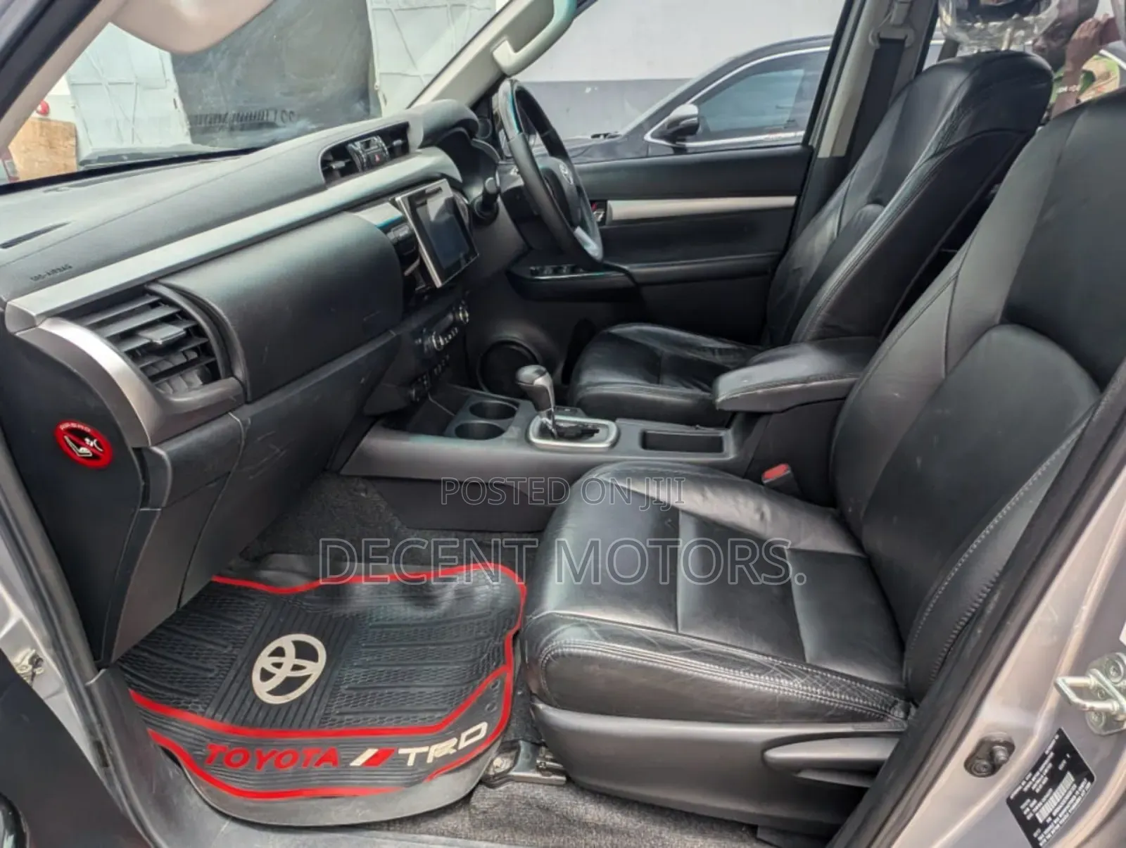 Toyota Hilux 2018 Silver