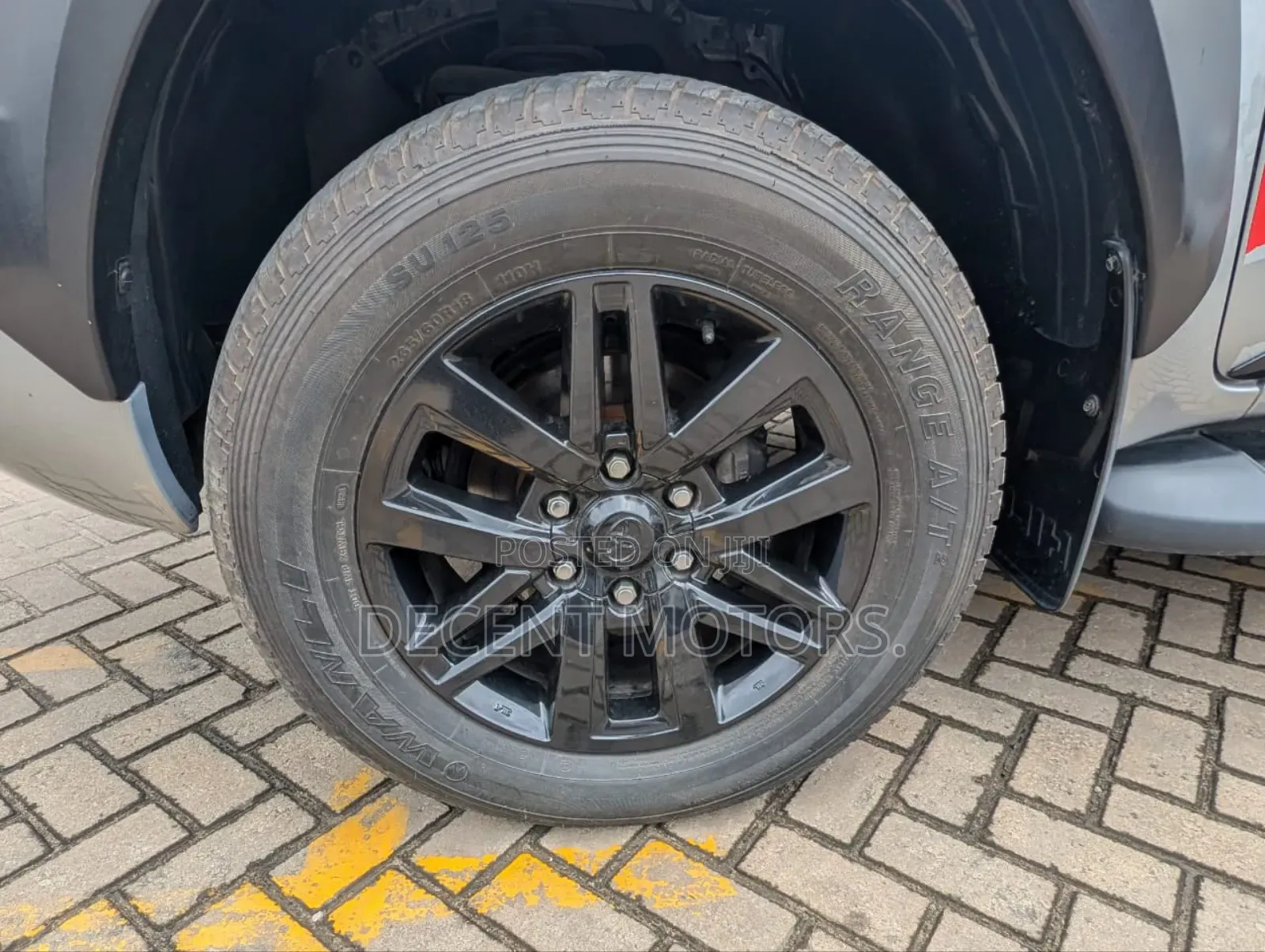Toyota Hilux 2018 Silver