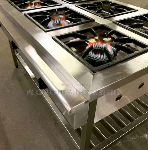 6 Burner Quality Gas Cooker