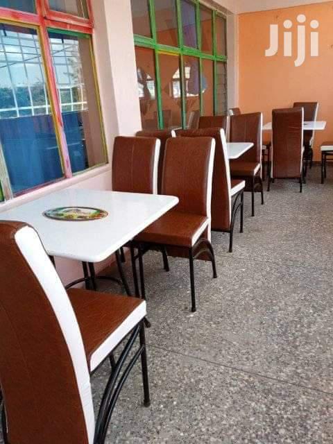Executive Bar Tables and Chairs