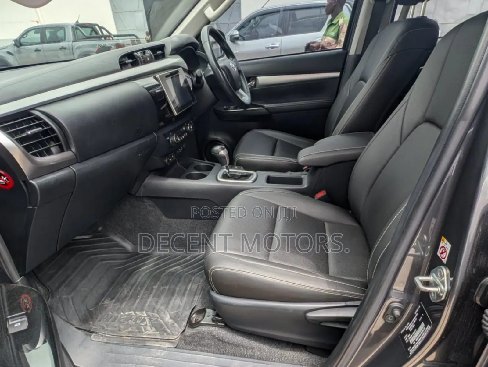 Toyota Hilux 2018 Black
