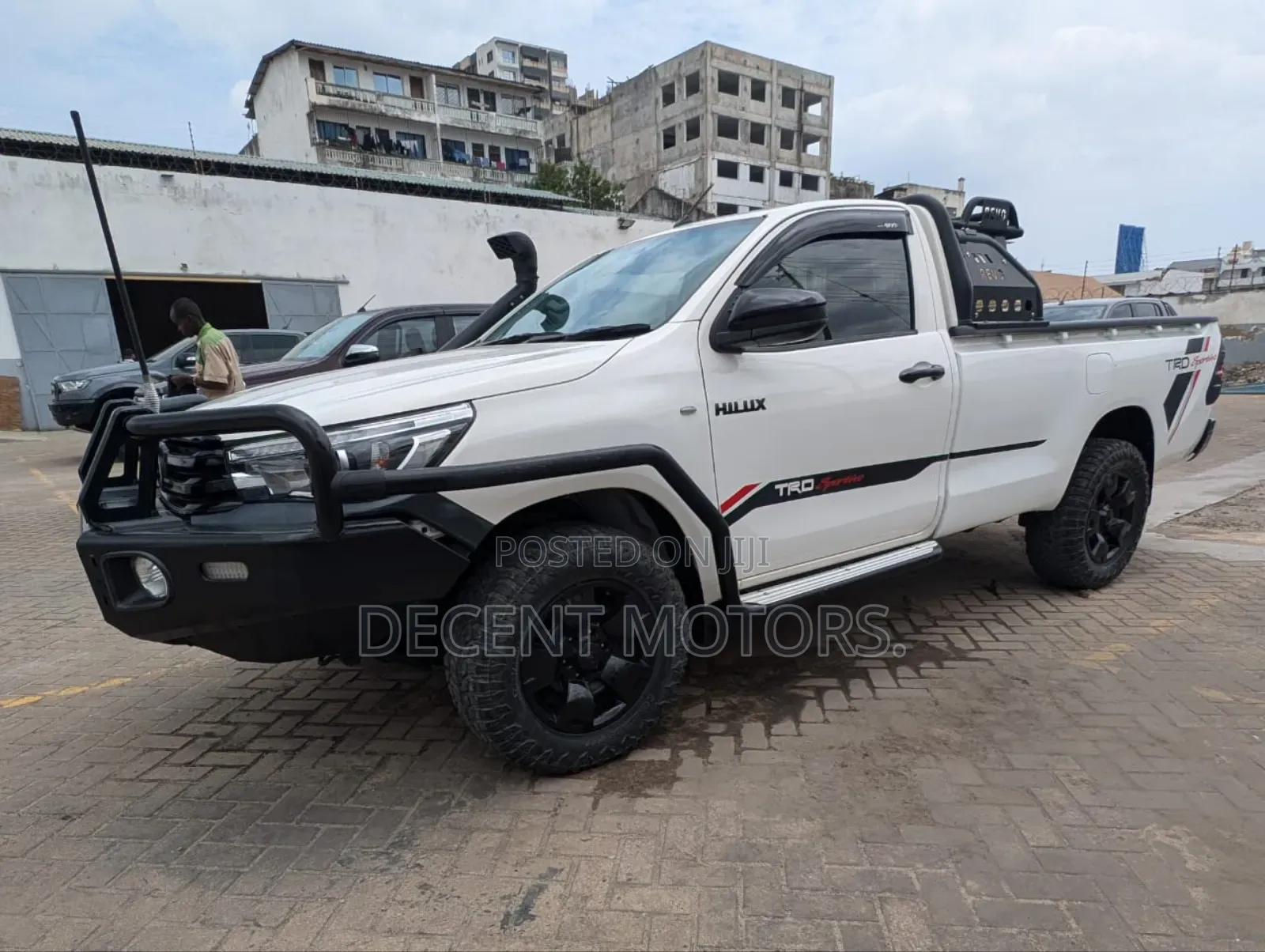 Toyota Hilux 2018 White