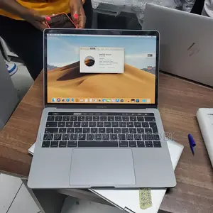 Laptop Apple MacBook Pro 2018 16GB Intel Core I7 SSD 512GB