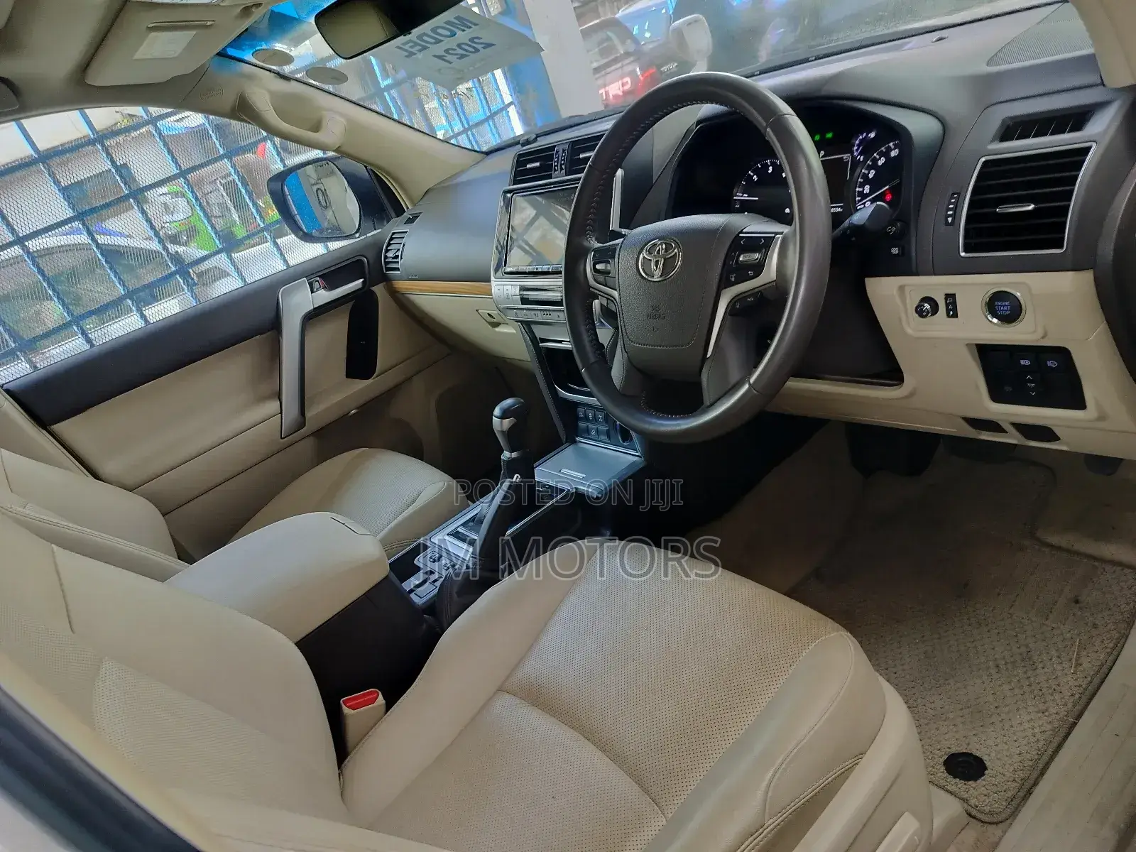 Toyota Land Cruiser Prado 2018 White