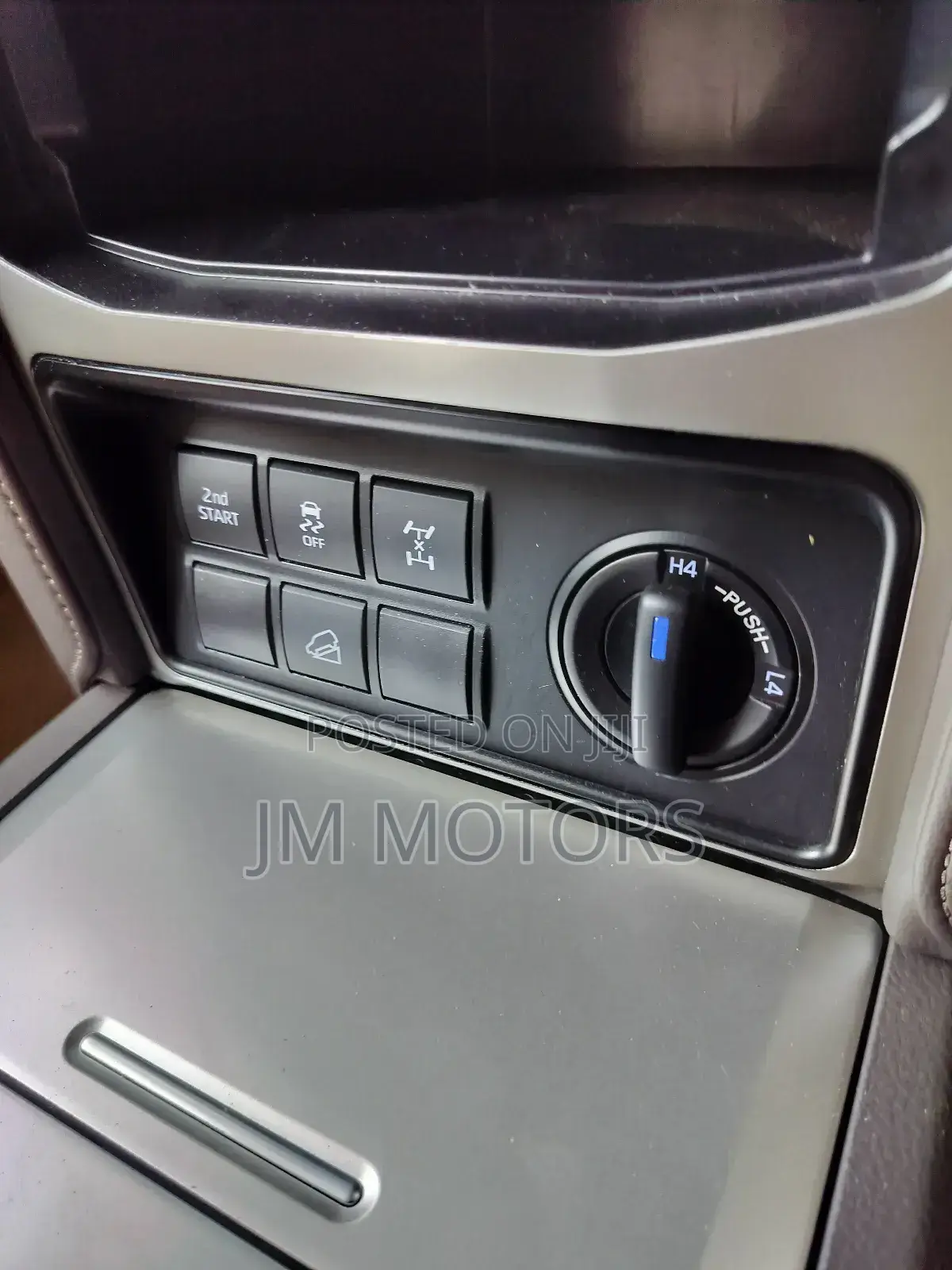 Toyota Land Cruiser Prado 2018 White