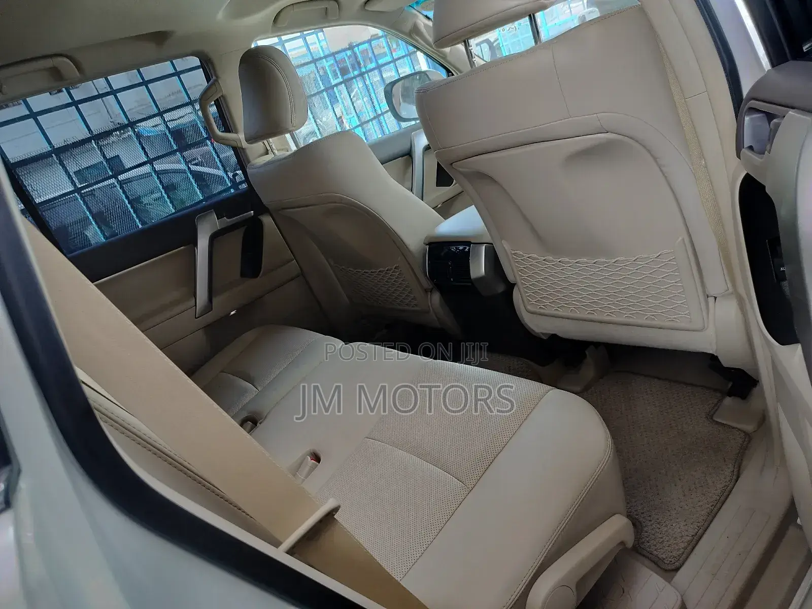 Toyota Land Cruiser Prado 2018 White
