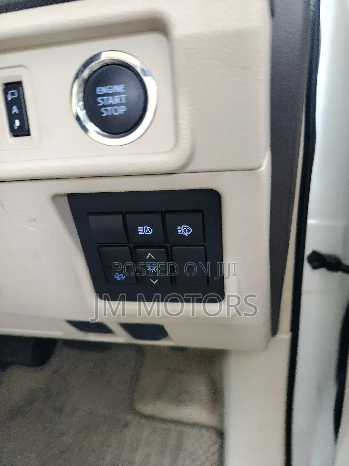 Toyota Land Cruiser Prado 2018 White