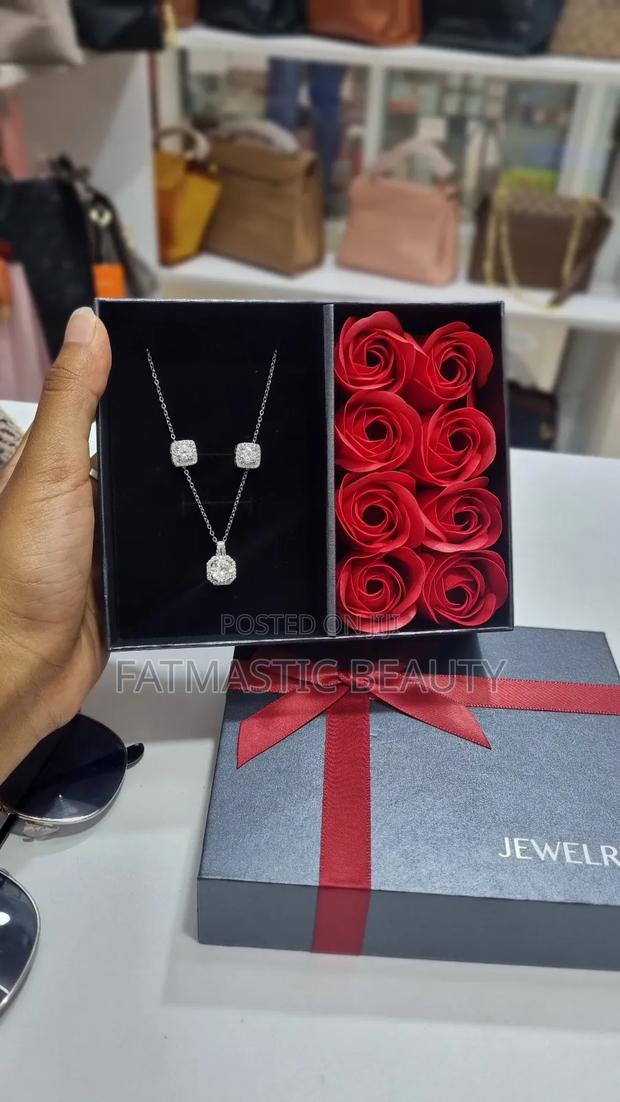 Silver High Quality Jewellery Set - thumbnail 2