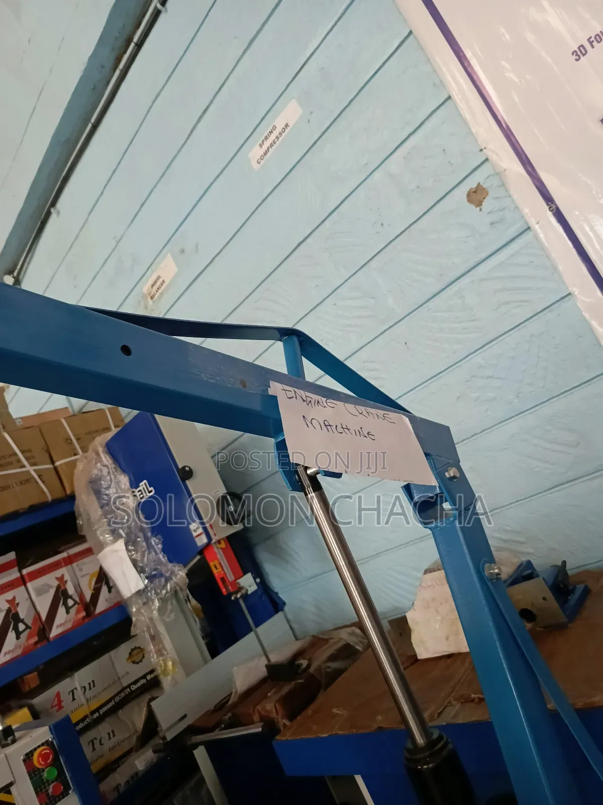 Engine Crane Machine 0.5 Tonne To 2 Tonne Available