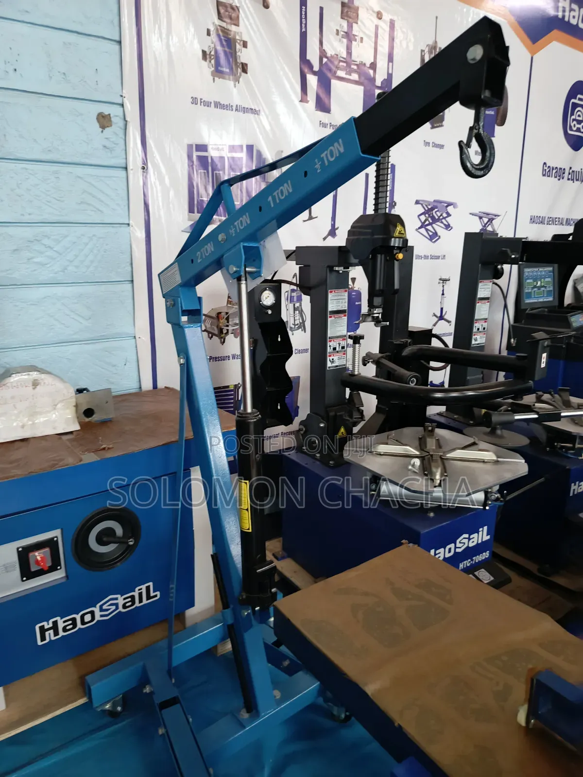 Engine Crane Machine 0.5 Tonne To 2 Tonne Available