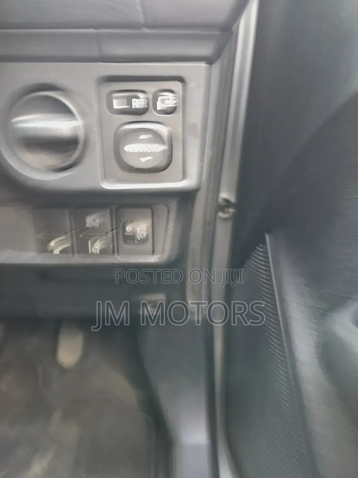Toyota Corolla Fielder 2018 Silver