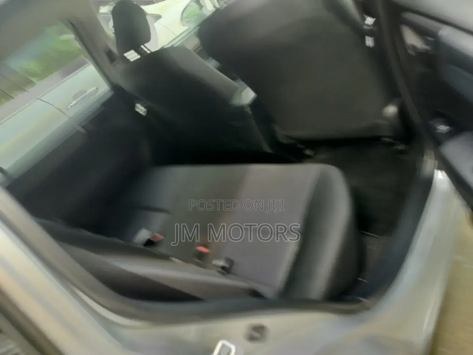 Toyota Corolla Fielder 2018 Silver