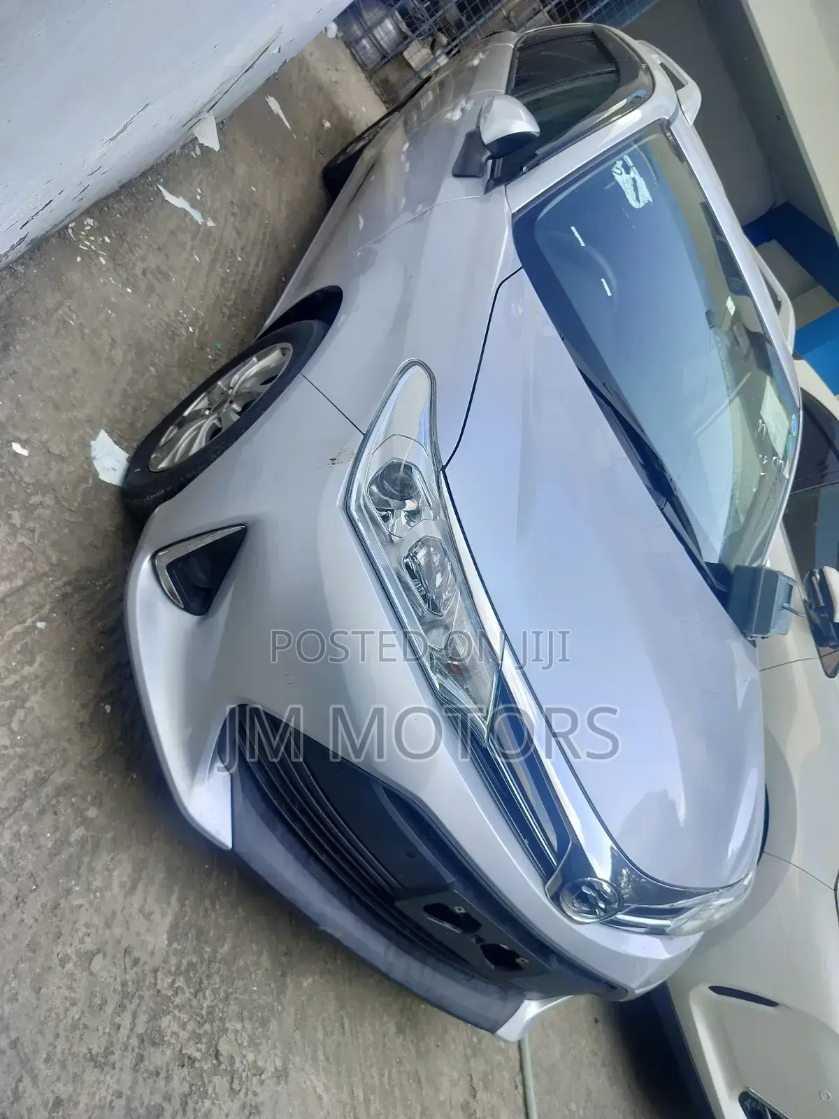 Toyota Corolla Fielder 2018 Silver