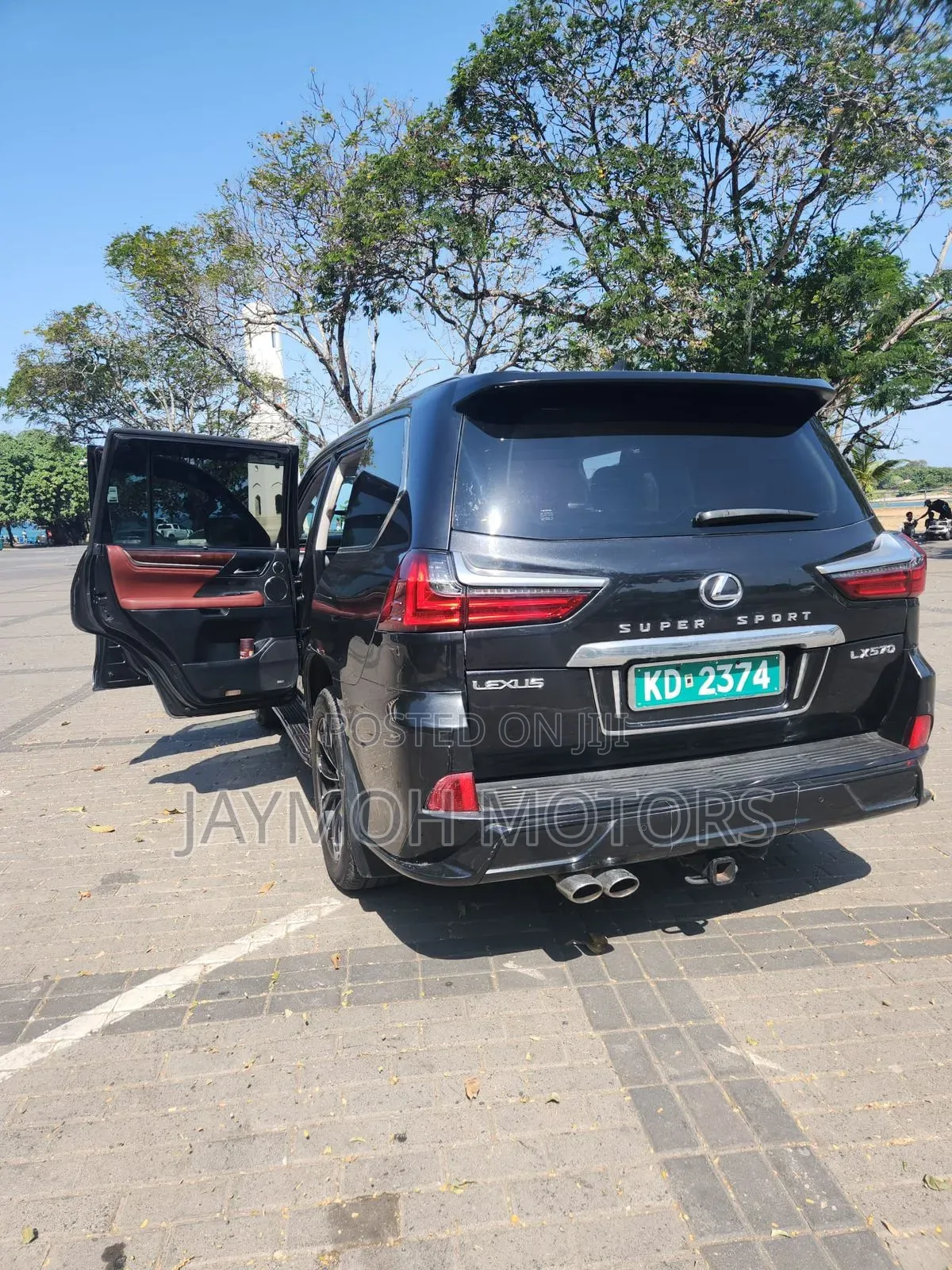 Lexus LX 2017 Black