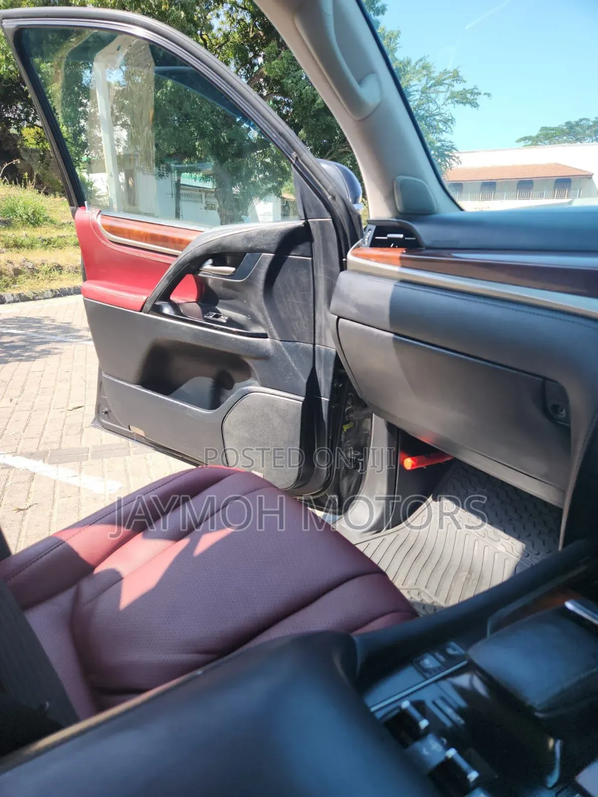 Lexus LX 2017 Black