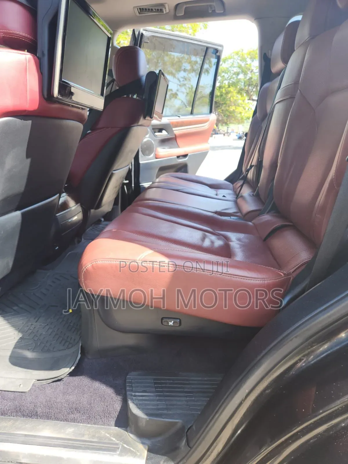 Lexus LX 2017 Black