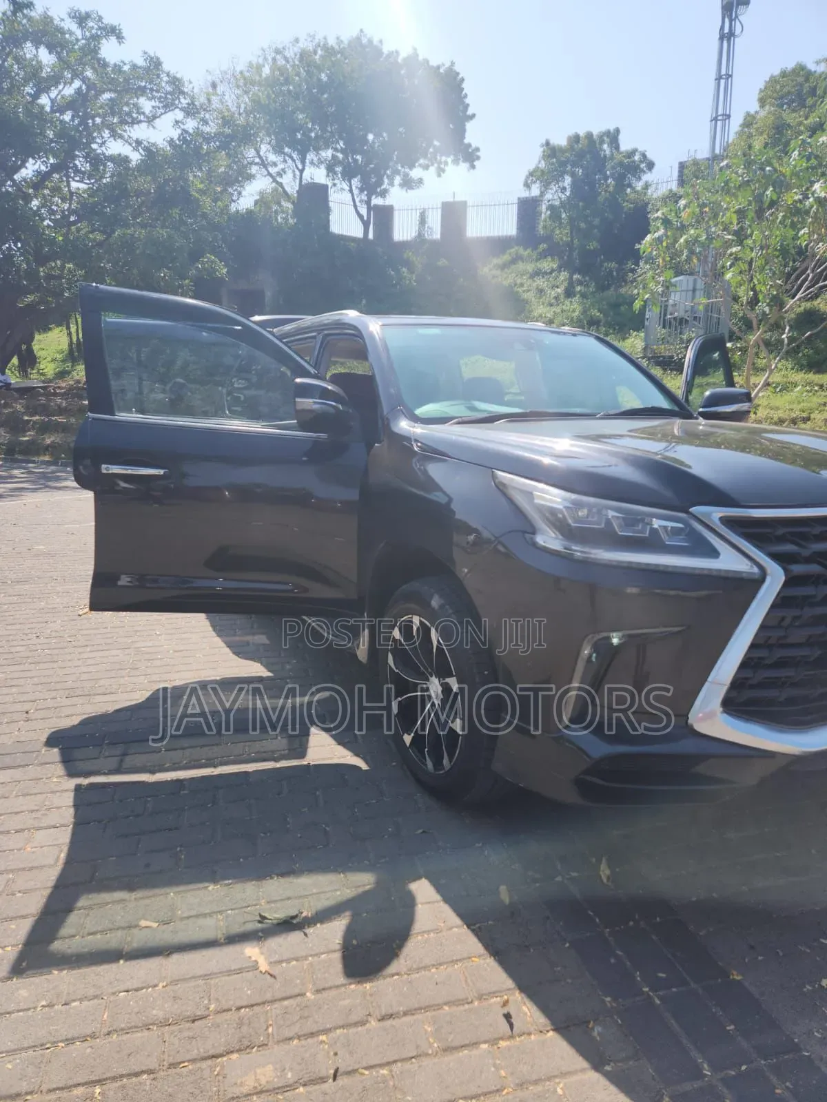 Lexus LX 2017 Black