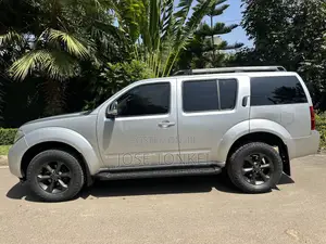 Nissan Pathfinder 2.5 dCi Comfort 2008 Silver