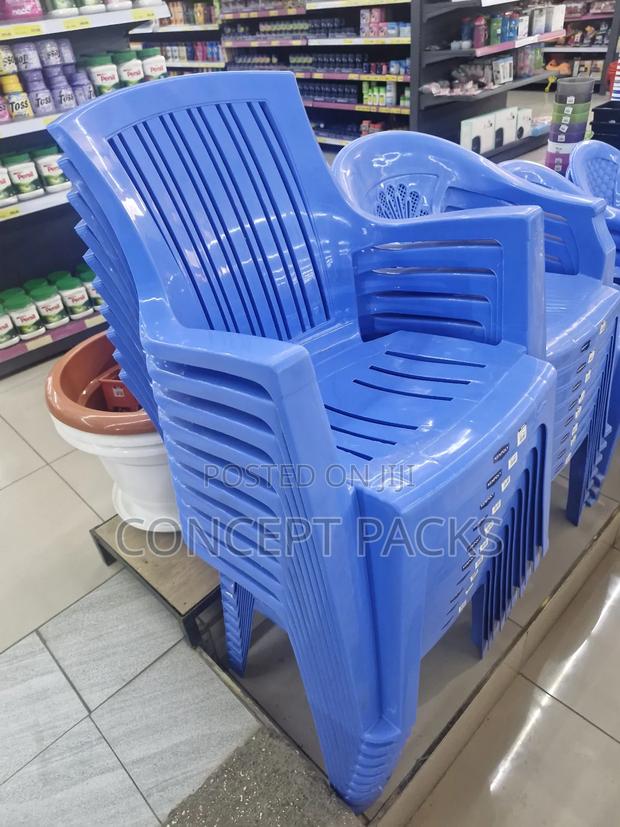 2016 Nu Blue Kenpoly Armchair - main view