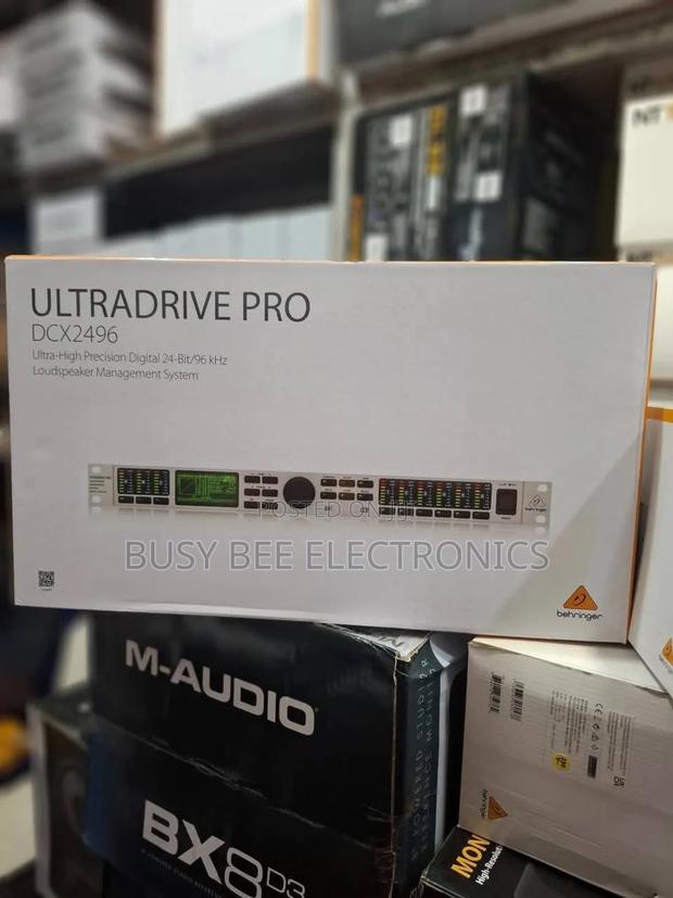 Dcx2496
Ultra-High-Precision Digital 24-Bit/96 KHZ