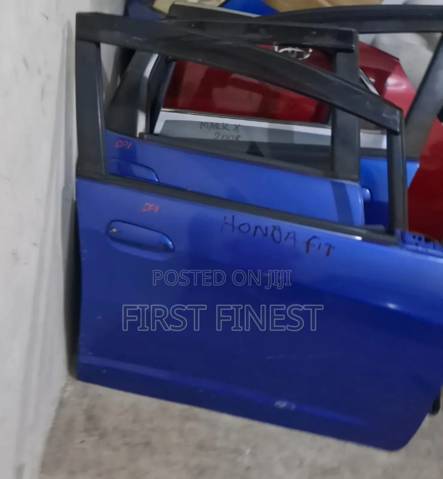 Honda Fit 2010/12 Complete Doors With Switche Windbreakers