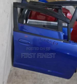 Honda Fit 2010/12 Complete Doors With Switche Windbreakers