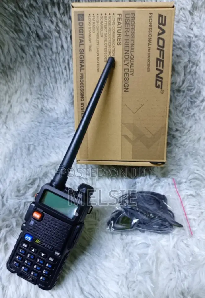BAOFENG UV-5R Dual Band Two-Way Radio With Ear Piece