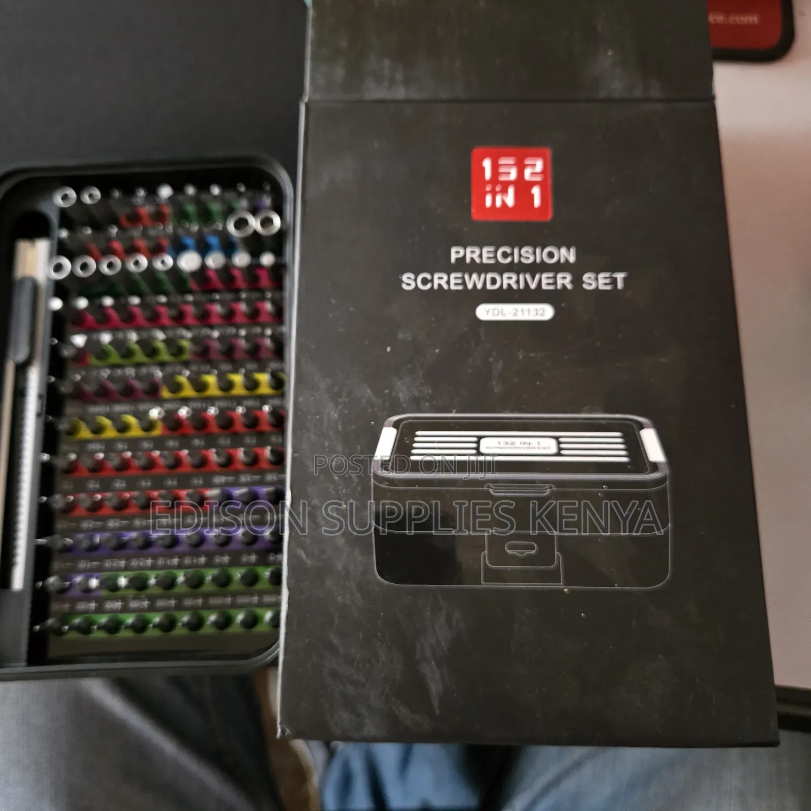 Precision Screwdrivers Set 132-in-1 Magnetic Bits Premium