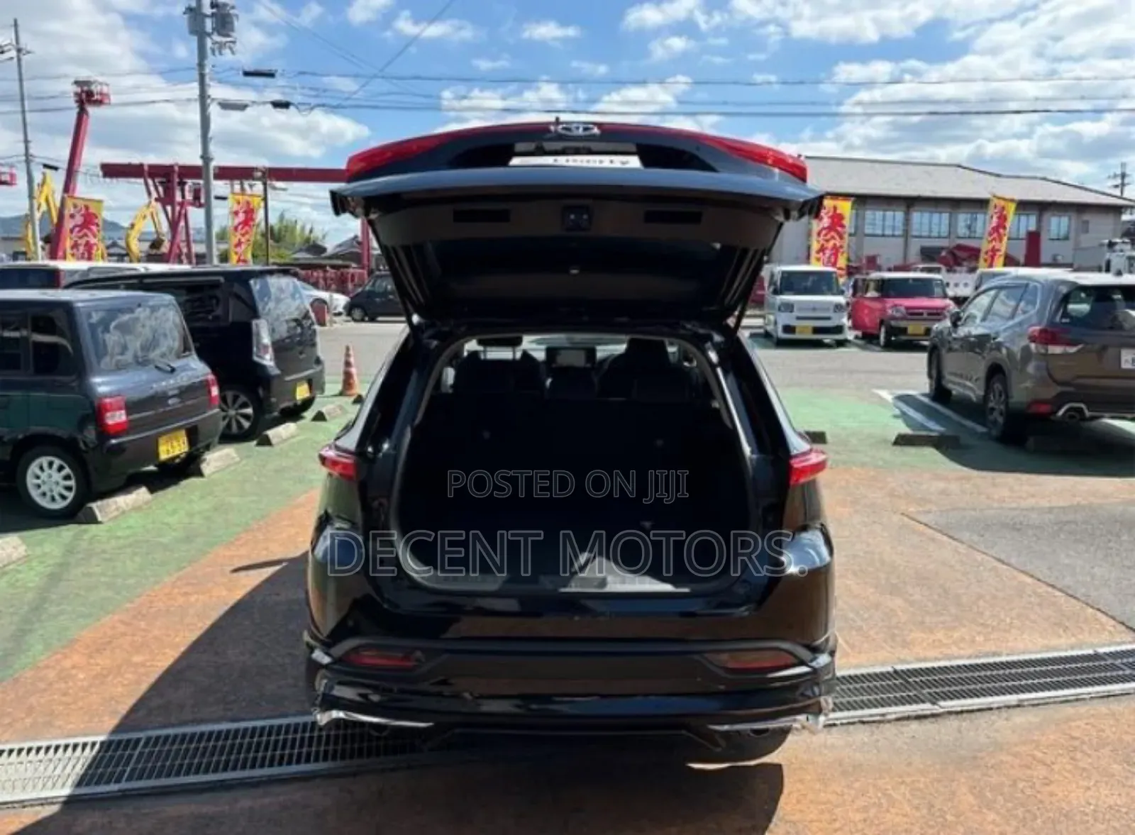 Toyota Harrier 2.0 2021 Black