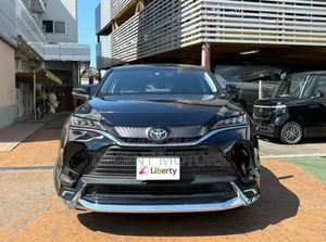 Toyota Harrier 2.0 2021 Black