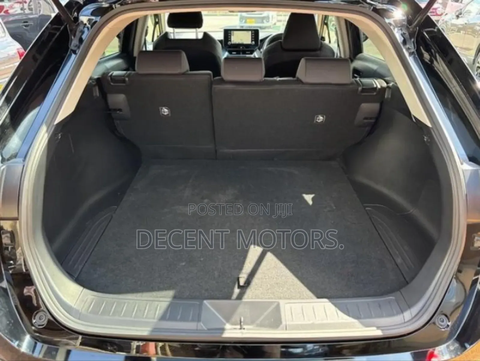 Toyota Harrier 2.0 2021 Black