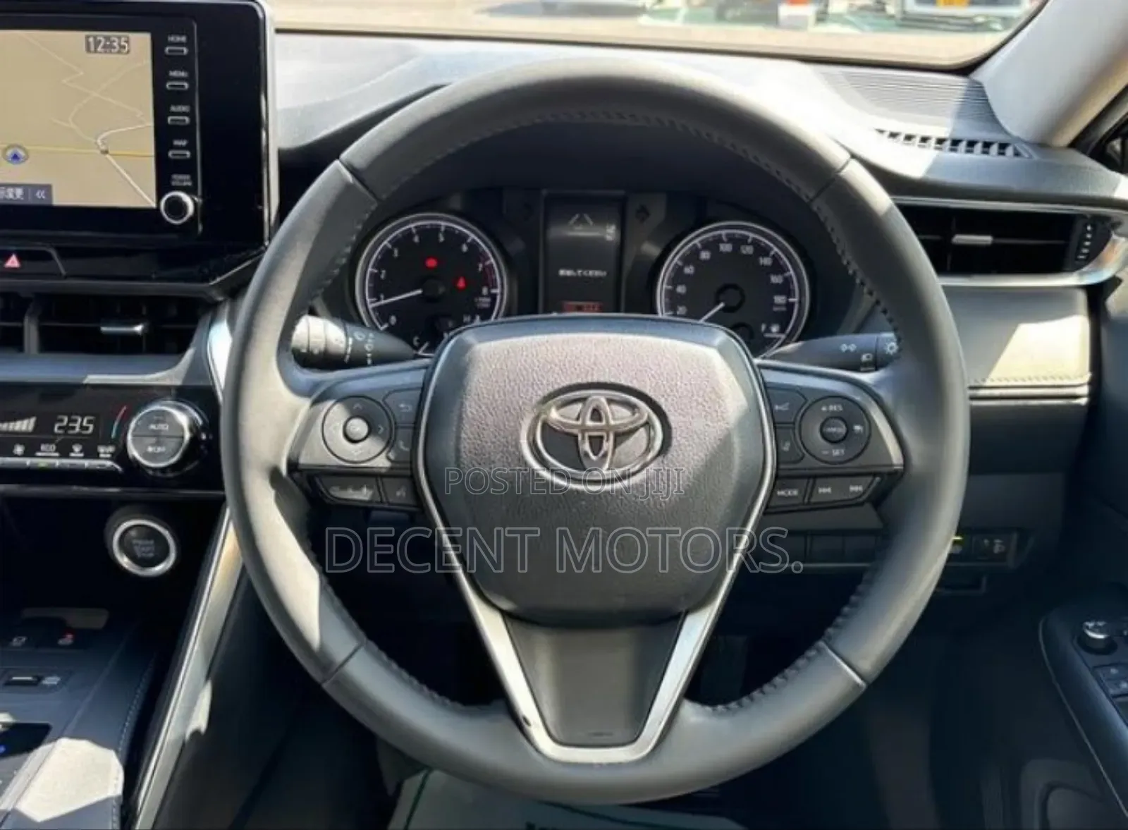 Toyota Harrier 2.0 2021 Black