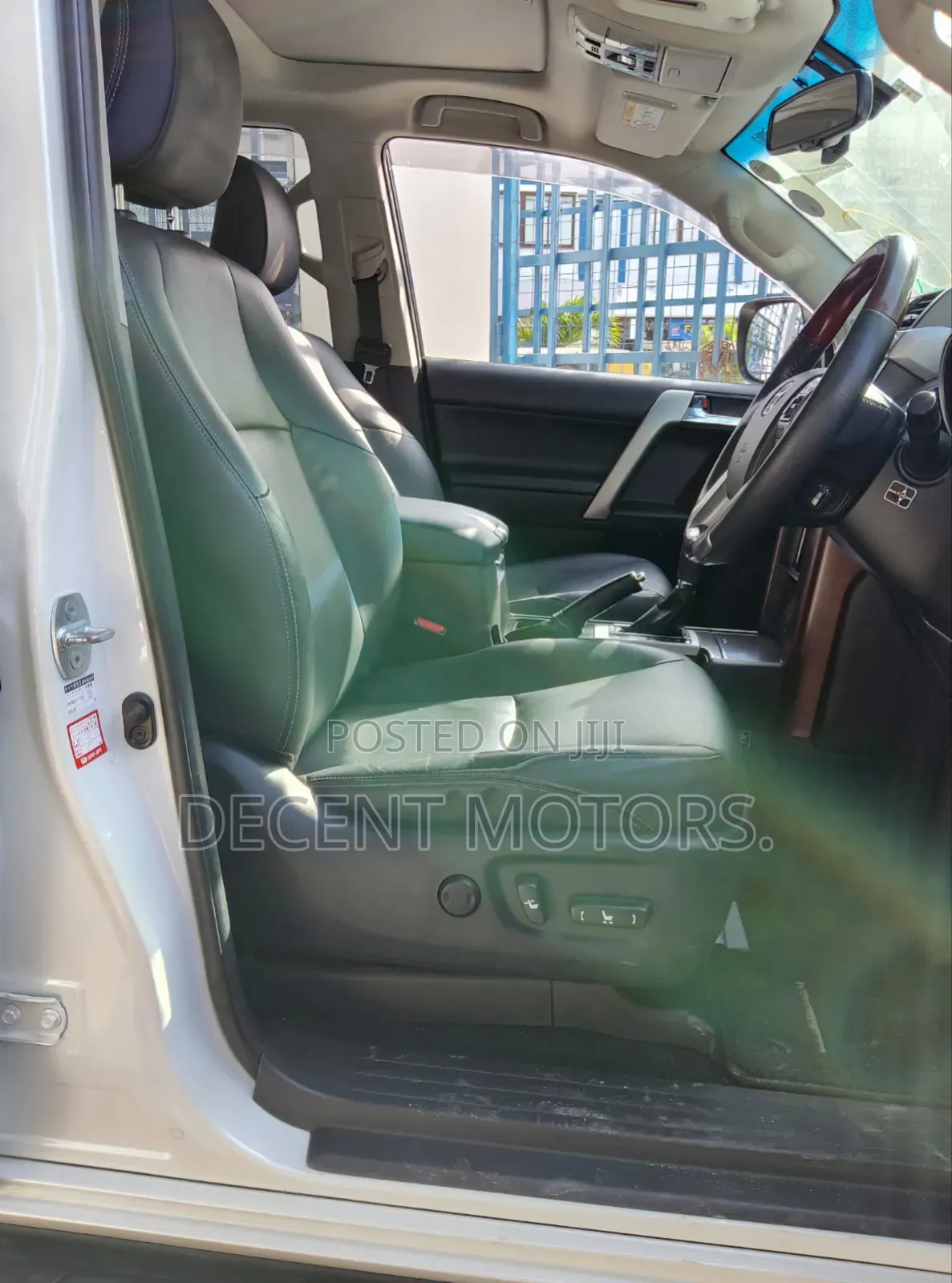 Toyota Land Cruiser Prado 3.0 190hp 2019 Gold