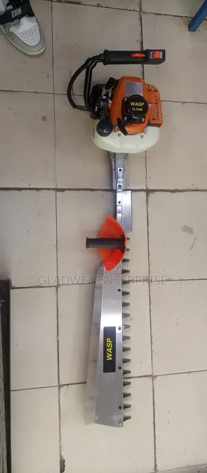 Wasp Petrol Commercial Hedge Trimmer