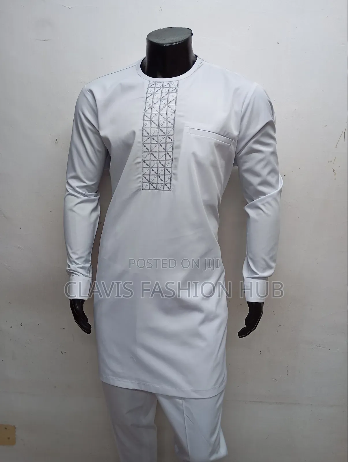 White Traditional Kaftan With Embroidery Details
