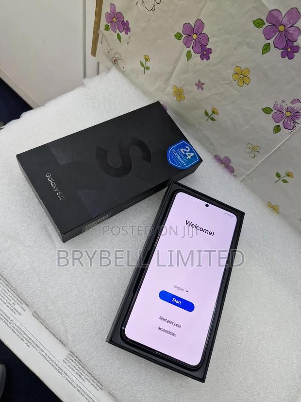 New Samsung Galaxy S22 5G 256 GB Blue