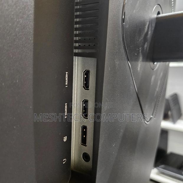 Omen 32Q Gaming Monitor - thumbnail 4