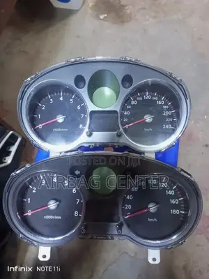 Nissan X-Trail Speedometer Clock