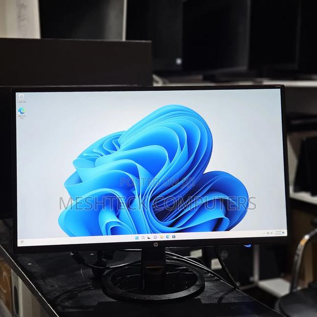 Desktop Computer HP EliteDesk 800 G4 8GB Intel Core I5 SSD 256GB - thumbnail 4