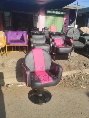 Salon Seats/ Styling Seats - main view