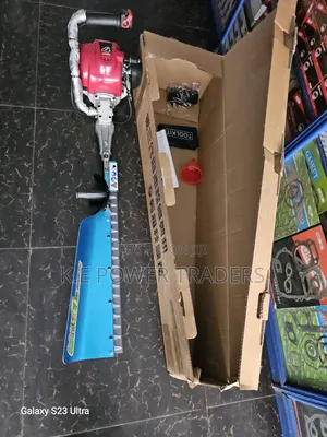 4 Stroke Hedge Trimmer Machine
