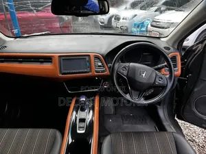 Honda Vezel 1.5 Hybrid 4WD 2018 Green