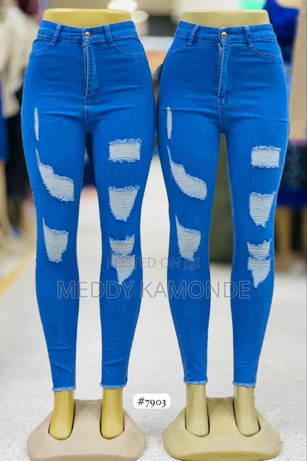 Ragged Blue Jeans - thumbnail 2