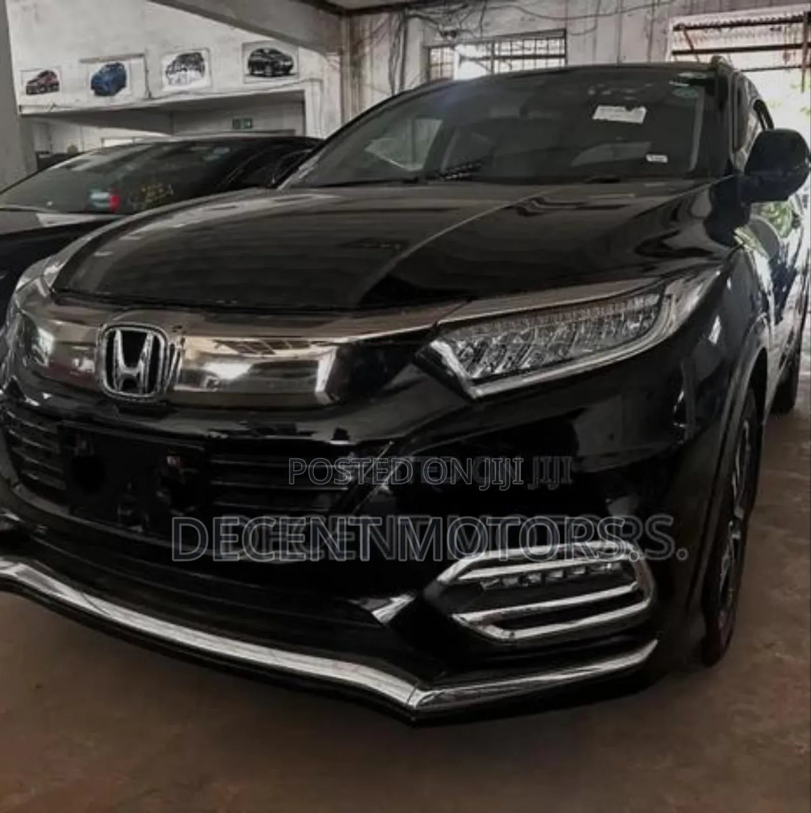 Honda Vezel 1.5 Hybrid 2WD 2018 Black