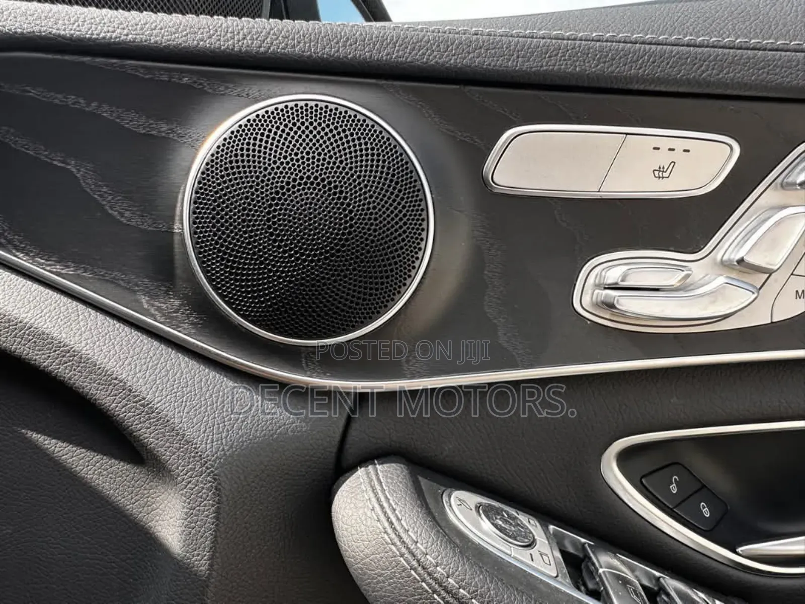 Mercedes-Benz C200 2018 Black